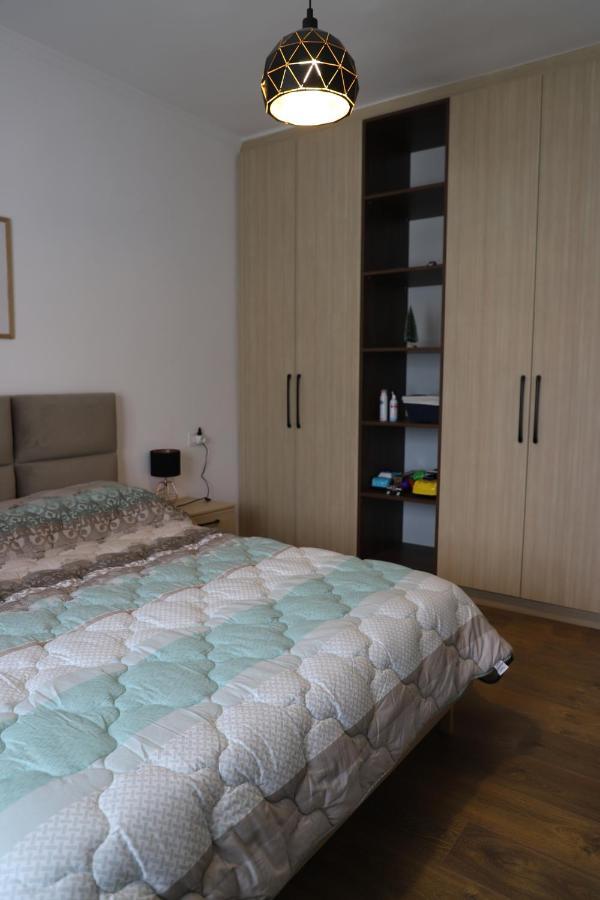 Daniel City Center Apartment Берат Экстерьер фото