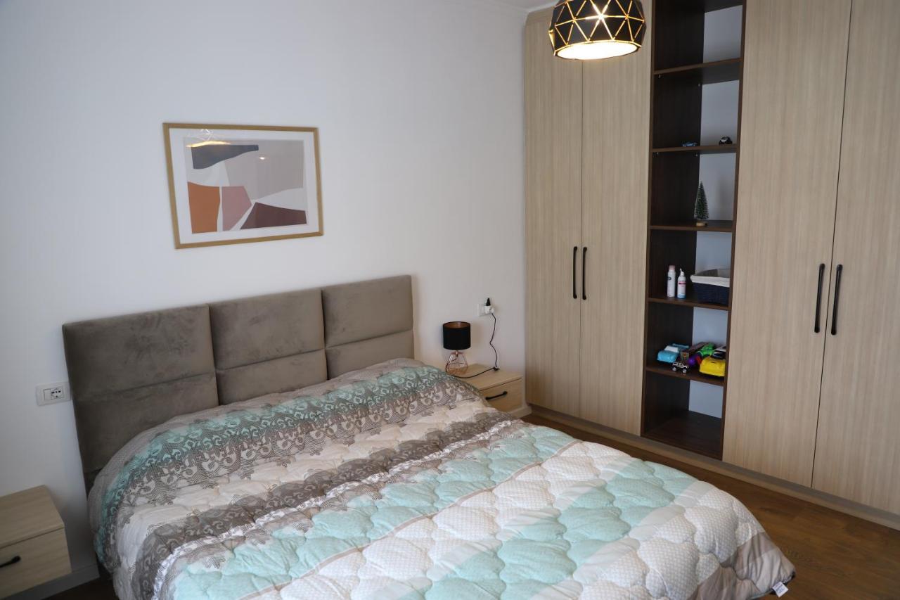 Daniel City Center Apartment Берат Экстерьер фото