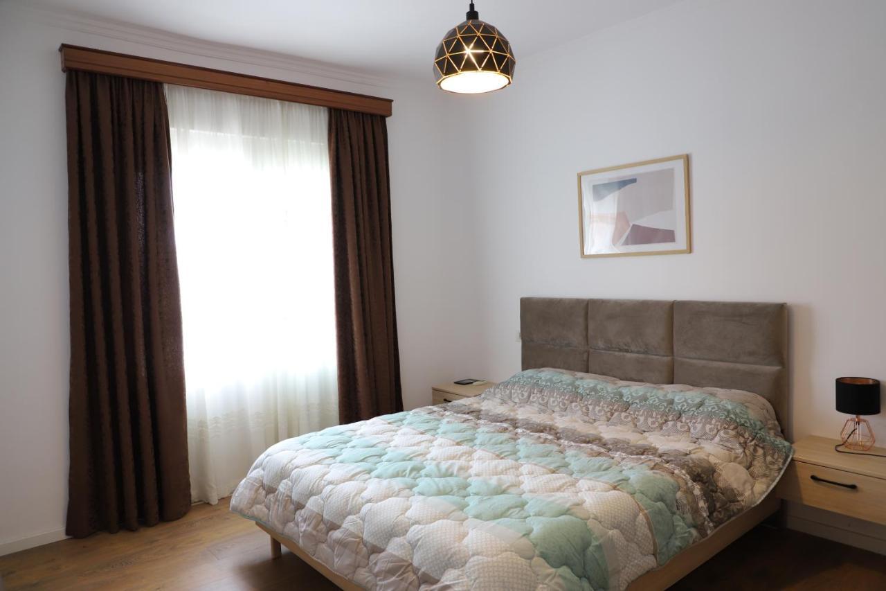 Daniel City Center Apartment Берат Экстерьер фото